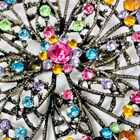 Round Flower Floral Bouquet Sash Brooch Pin Multicolor Rhinestones Bronze Toned - Picture 4 of 8